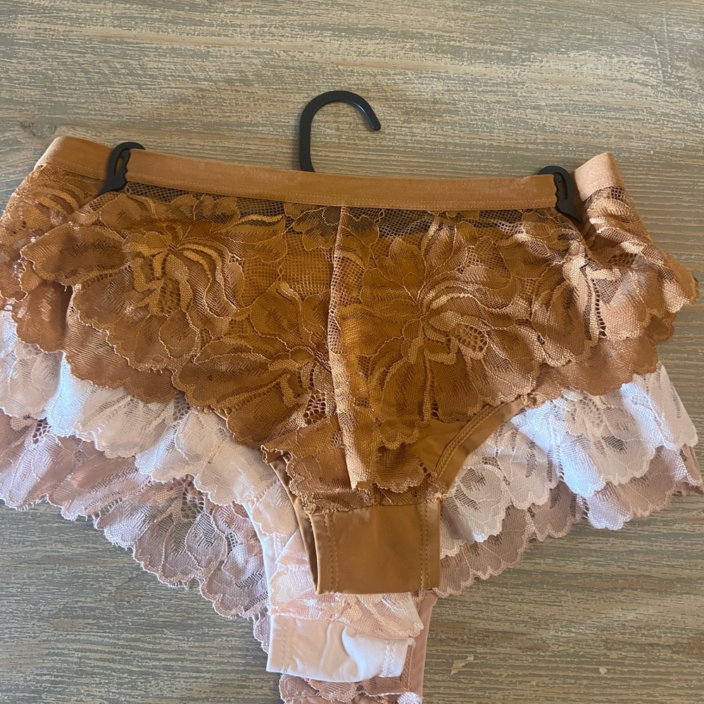 NWT 3 pair Marilyn Monroe XL Panties Underwear lace